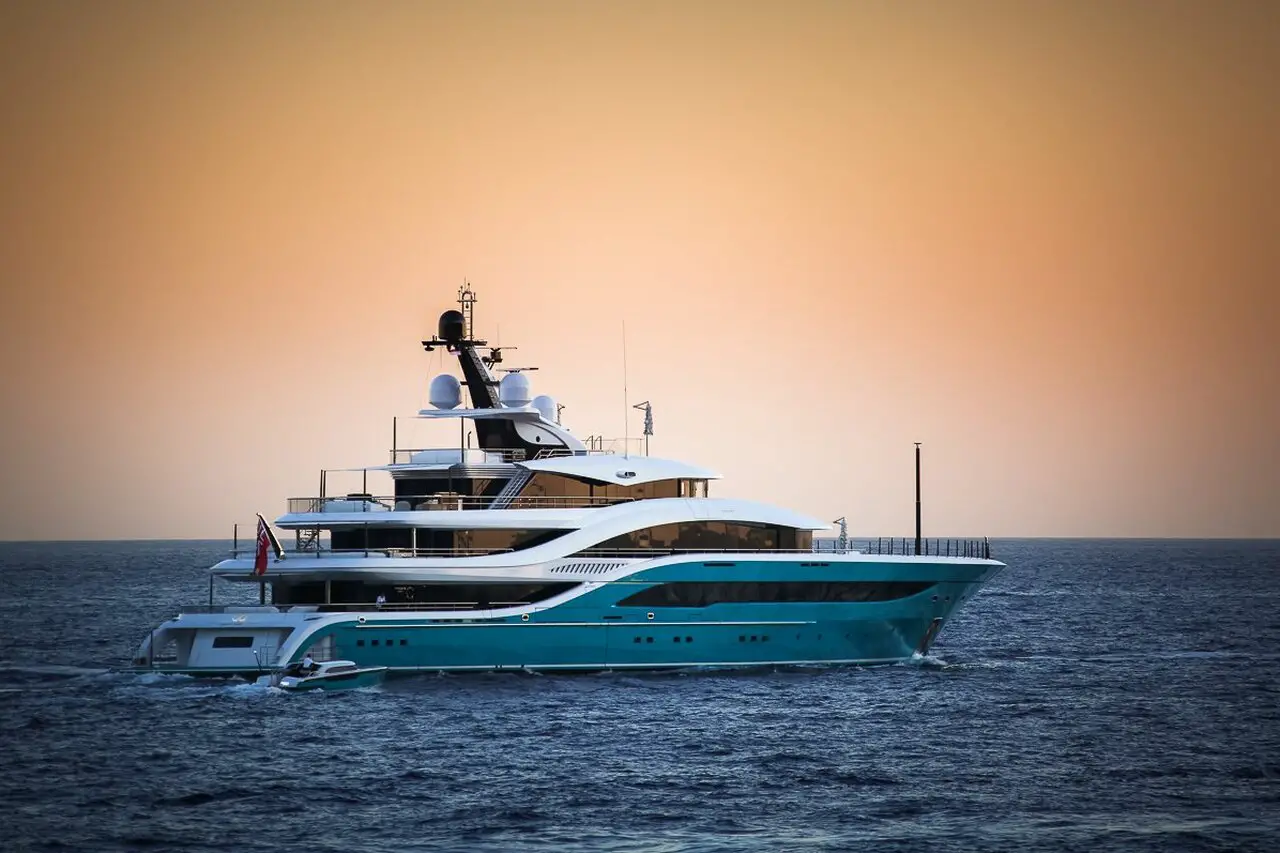 GO Yacht • Turquoise • 2018 • 77m • Owner Hans Peter Wild