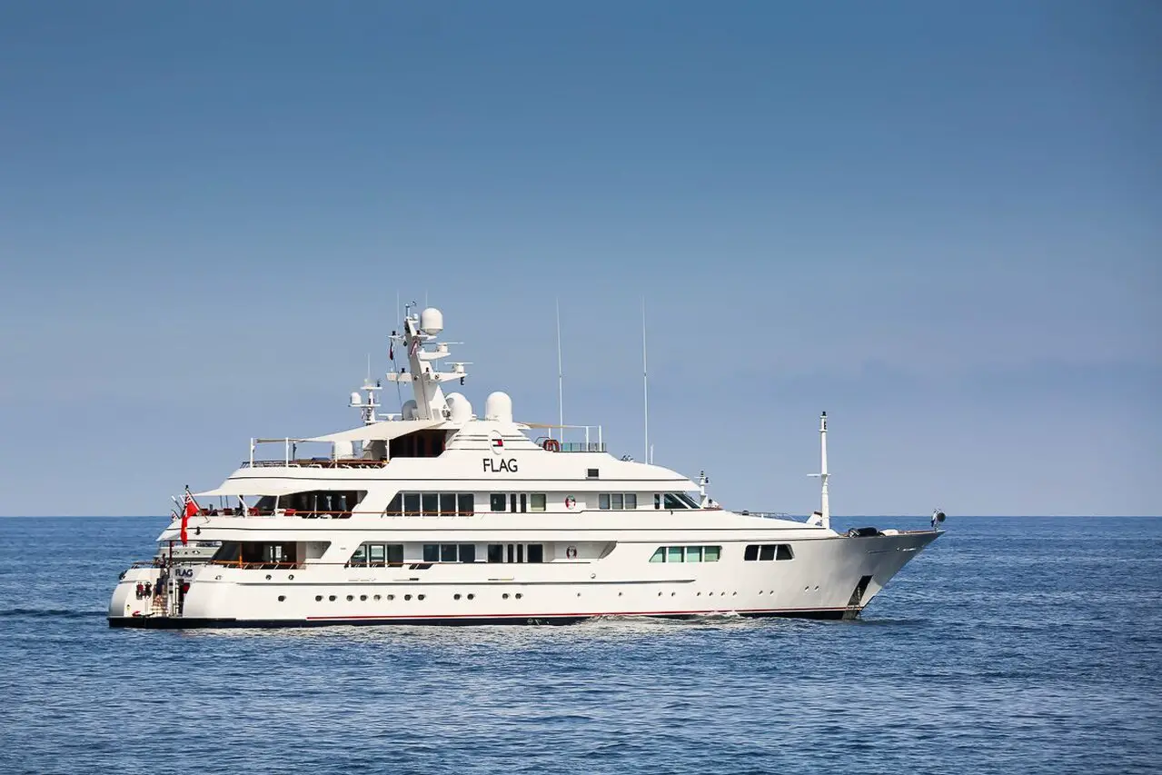 FLAG Yacht • Feadship • 2000 • 62m • Owner Tommy Hilfiger